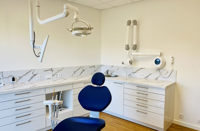 Photo de la salle de soins 2 du cabinet dentaire du Dr Albert à Bouillargues